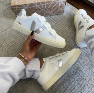 TENIS VIVI VELCRO BRANCO/PRATA
