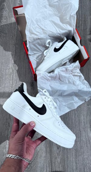 AIR FORCE BCO/PRETO ( LINHA LUXO )