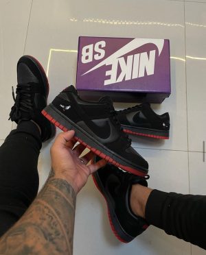 DUNK LOW BIRD PRETO/VERMELHO ( LINHA LUXO )