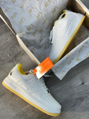 AIR FORCE BCO/AMARELO ABELHA ( LINHA LUXO )