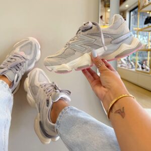 TENIS NB 9060 CINZA/ROSA ( LINHA IMPORTADA )