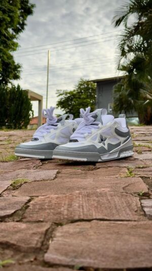 TENIS LV BRANCO/CINZA ( LINHA IMPORTADA )