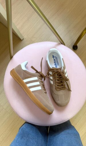 TENIS AD. SPEZIAL MARROM/BRANCO